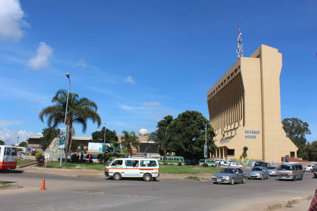 Govt hails resilient transport sector