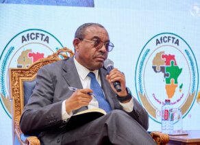 Africa’s Trade Dilemma and the Path to Agenda 2063  H.E. Hailemariam Desalegn Boshe, TMA Board Chair and Former Prime Minister of  Ethiopia (2012-2018)