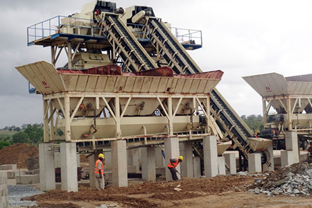 Workers at the Standard Gauged Railway construction station on 2 September 2014. China Road and Bridge Corporation will give employment priority to Kenyans when the construction of the Sh327 billion standard gauge railway starts next month