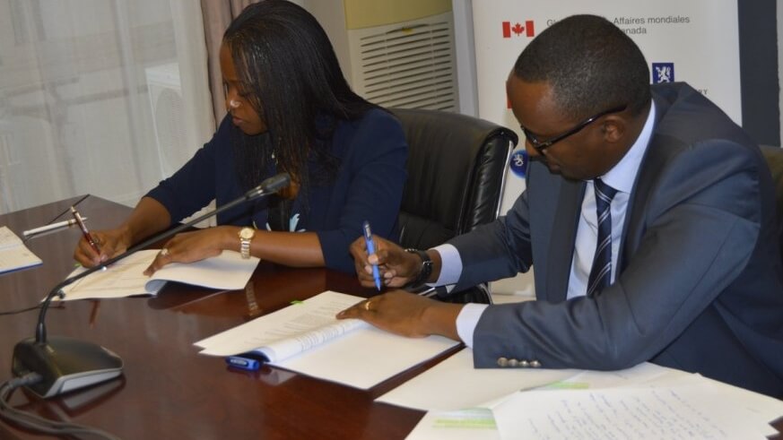 Government gets Rwf10bn to ease cross-border trade