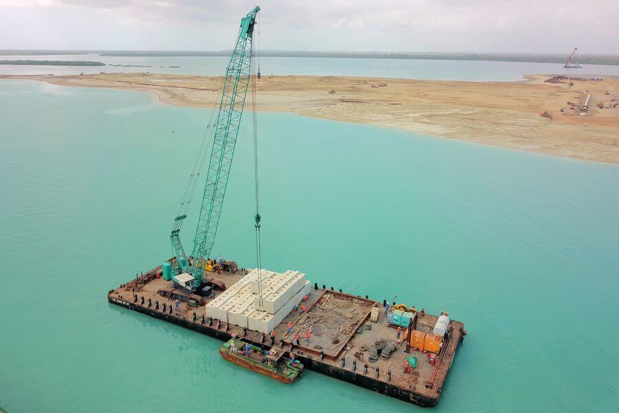 Kenyan official says China-built Lamu port to be operational in June