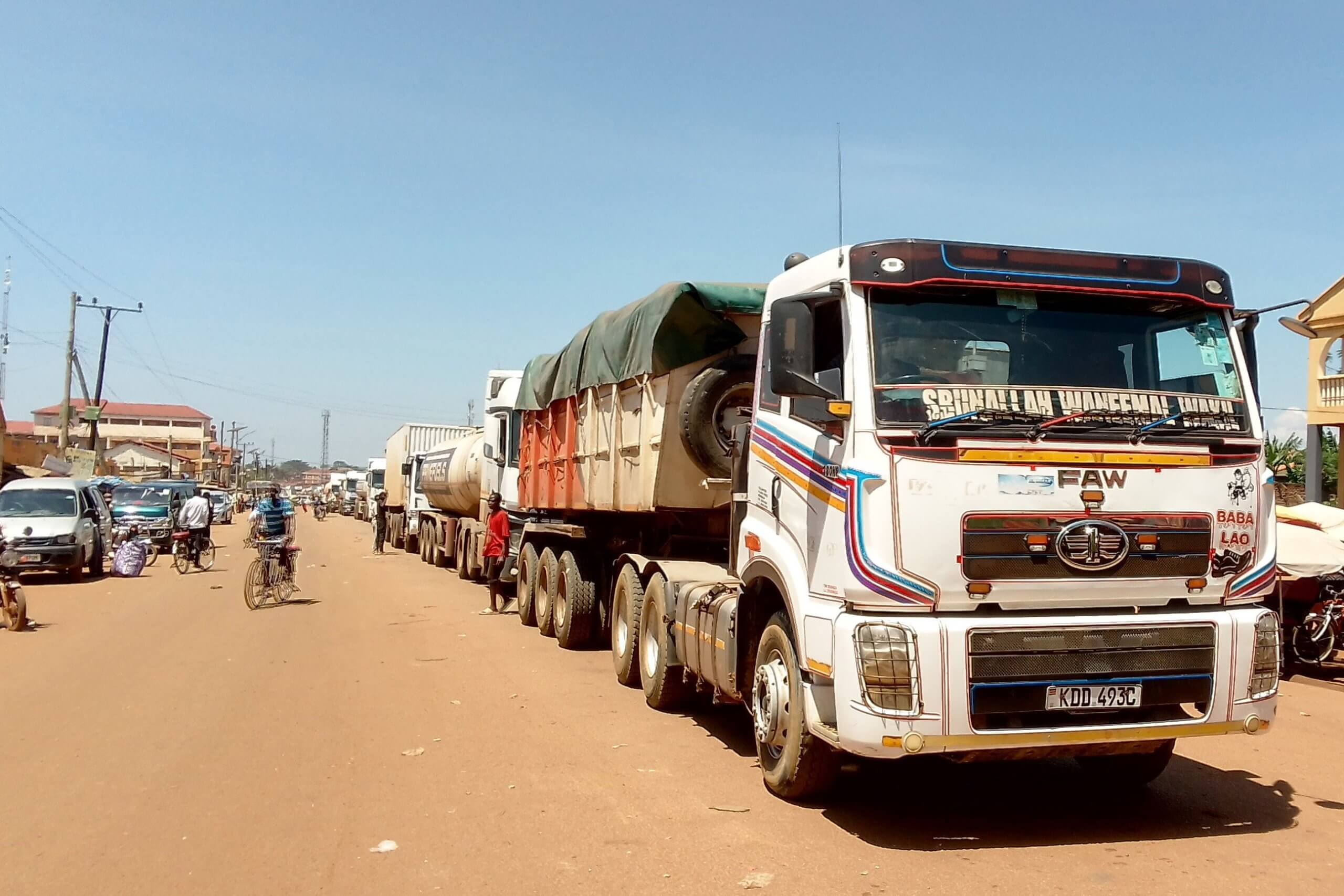 Kenya, Uganda sign deal to decongest border trade routes